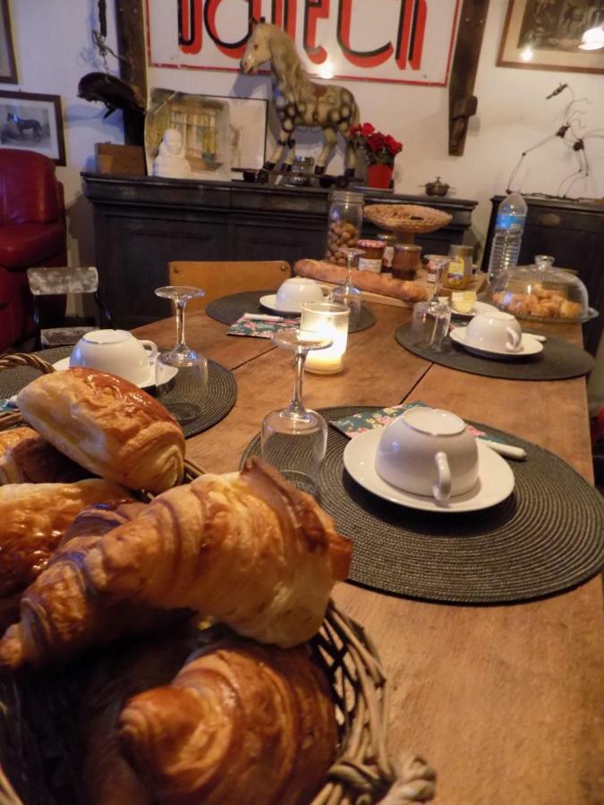 Bed and Breakfast Mimi la Sardine Saint-Gervais en-Belin Esterno foto