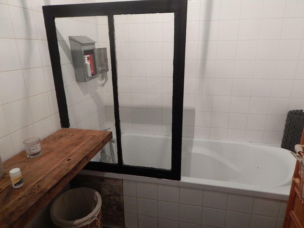 Bed and Breakfast Mimi la Sardine Saint-Gervais en-Belin Esterno foto